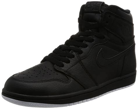 jordan 1 black shoes.